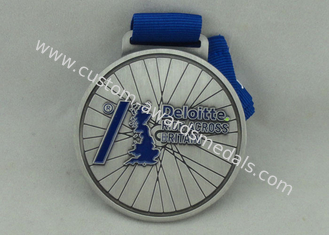 Медаль сплава цинка голубой тесемки Deloitte 2,5 дюйма с эмалью сплава цинка мягкой