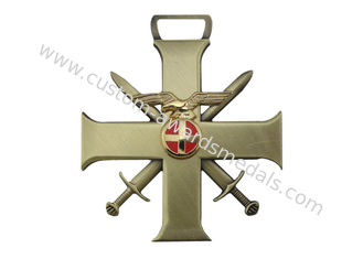 Значки с античной плакировкой золота, 2 совмещенной части сувенира шпаги креста легирующего металла цинка