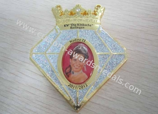 Медаль масленицы сплава/певтера цинка Grosse Junkersdorfer 3D пурпуровым стразом, плакировкой золота