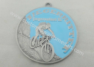 Латунь медали эмали спорта велосипеда проштемпелеванная с античной серебряной плакировкой