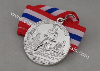 Оцинковывайте медаль заливки формы сплава, серебряный идущий значок медали 3D