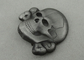 Античная серебряная латунь значков сувенира черепа плакировкой проштемпелеванная с Pin фибулы