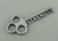 Значок сувенира прочности ключевой плакировкой заливки формы сплава цинка античной серебряной